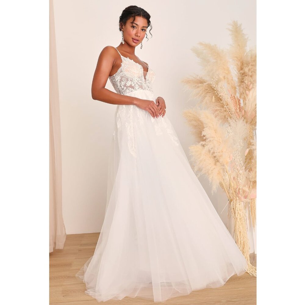 Lulu's Fantasize About Forever White Tulle Lace Beaded Wedding Dress NWT - Picture 4 of 9